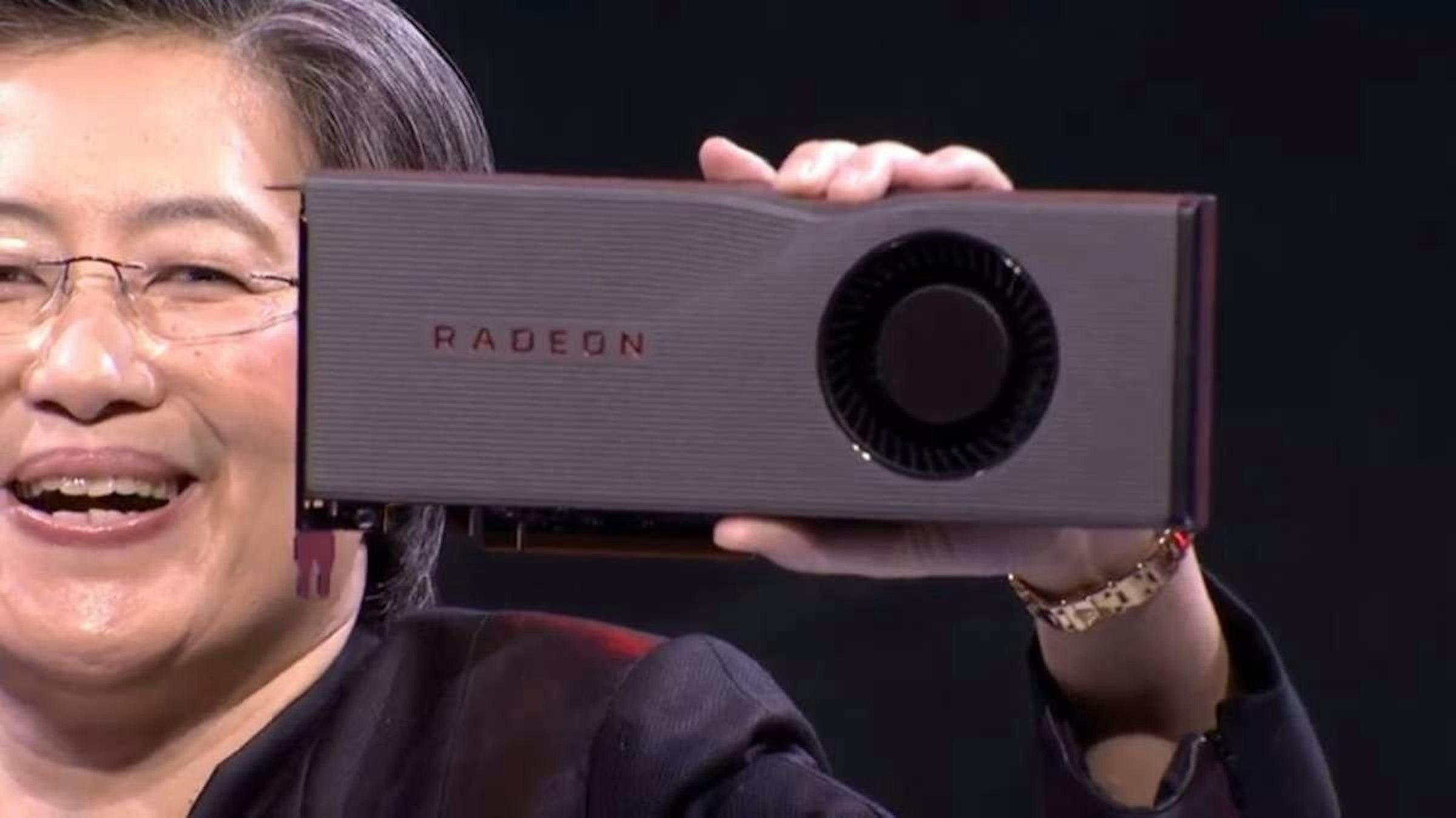 是Alienware 創辦人 Frank Azor 離開 Dell ，傳下一站前進 AMD 負責電競這篇文章的第1圖