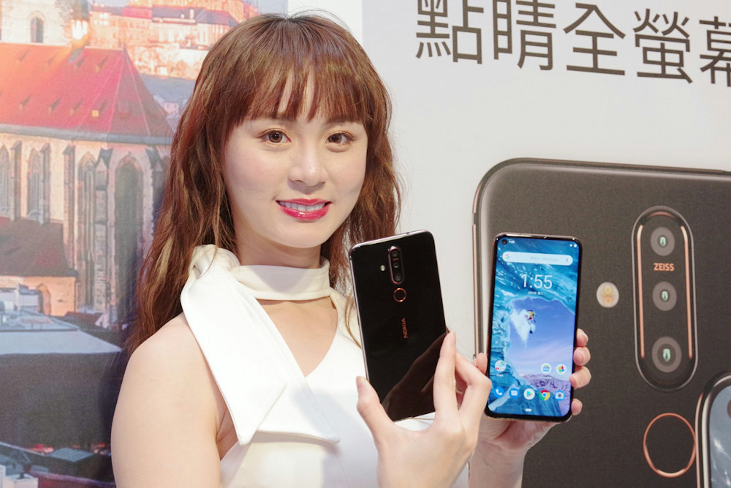 Girl, Electronics, Mobile Phones, iPhone, girl, Gadget, Smartphone, Mobile phone, Portable communications device, Electronic device, Communication Device, Technology, Skin, Feature phone, Electronics