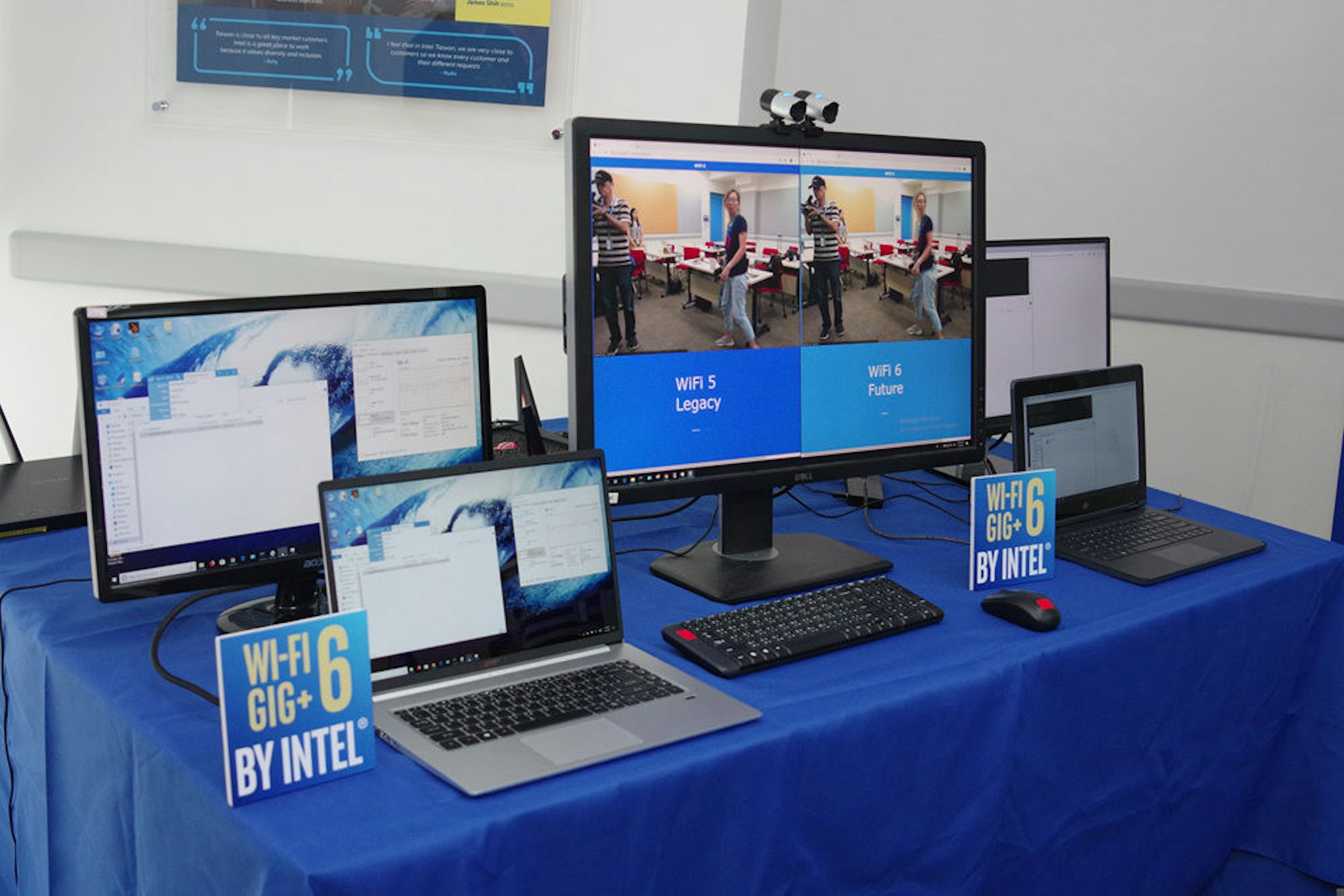 Personal computer, Desktop Computers, Computer Monitors, Multimedia, Electronics, Product, Meter, personal computer, Desktop computer, Computer monitor, Personal computer, Technology, Electronic device, Computer, Display device, Room, Furniture, Gadget