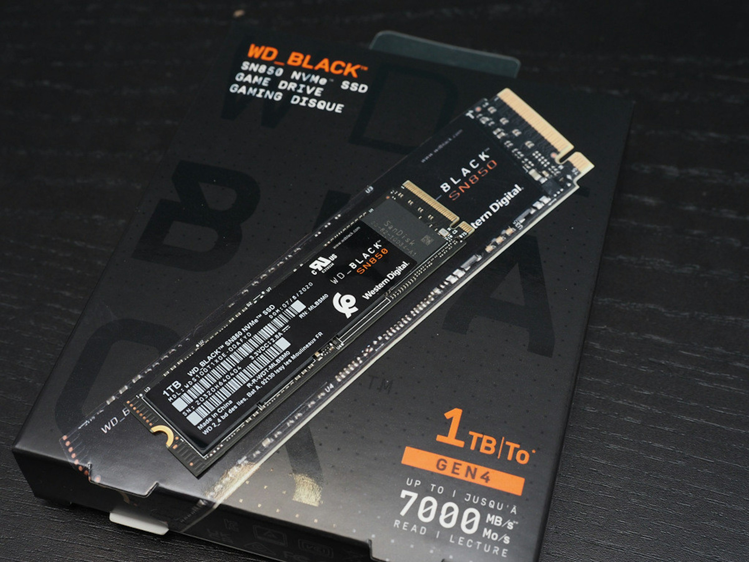 照片中提到了WD BLACK"、SN850 NVMO" SSD、GAME DRIVE，包含了電子配件、電子配件、電子產品、牌、電腦硬件