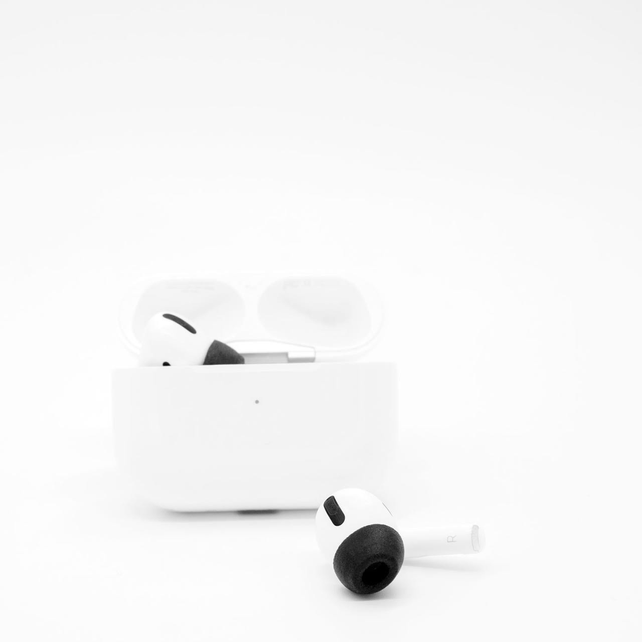 Comply Apple AirPods Pro 專用耳棉在台上市，強調較矽膠耳塞柔軟30 倍