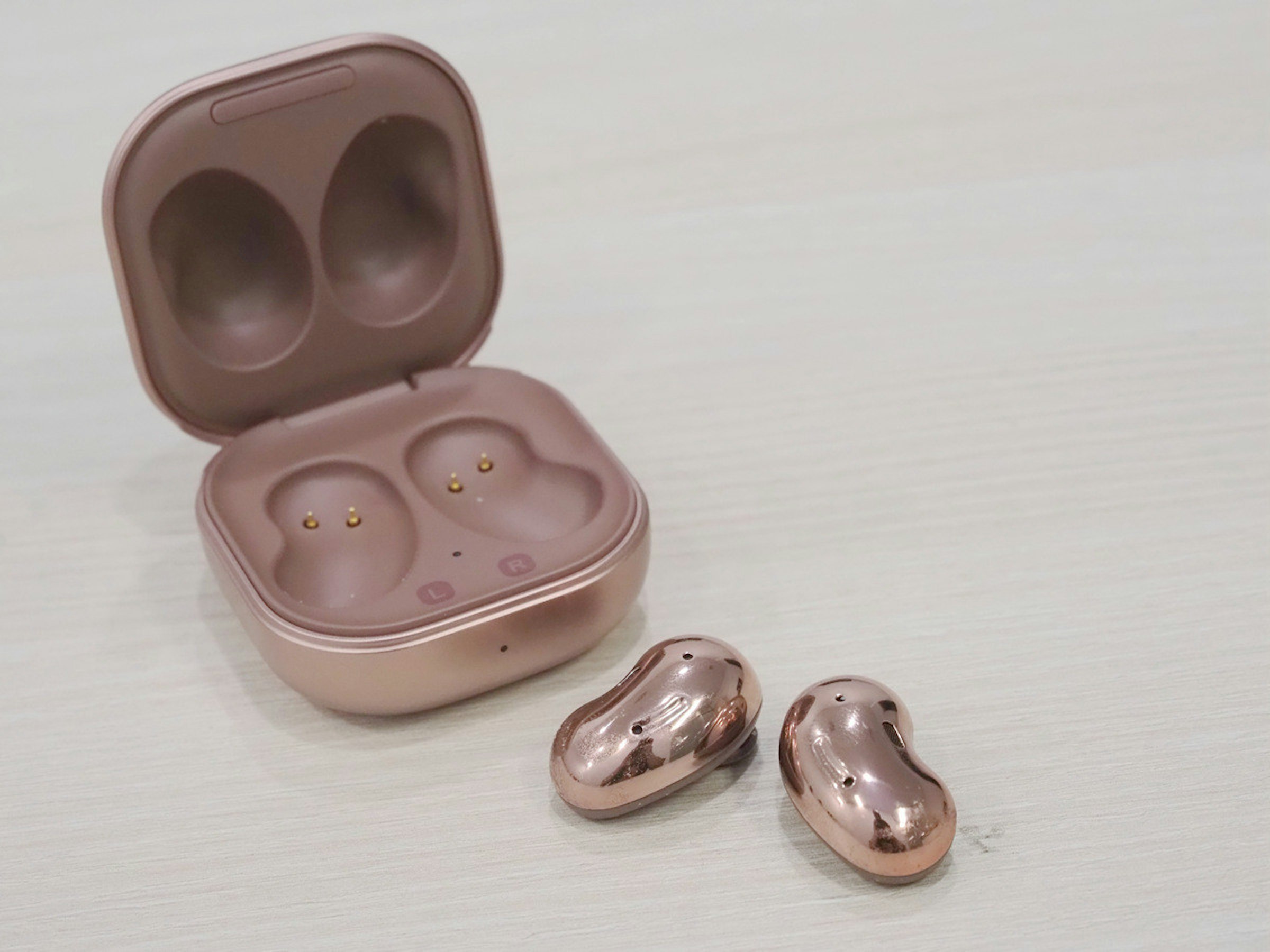 照片中包含了產品設計、產品、設計