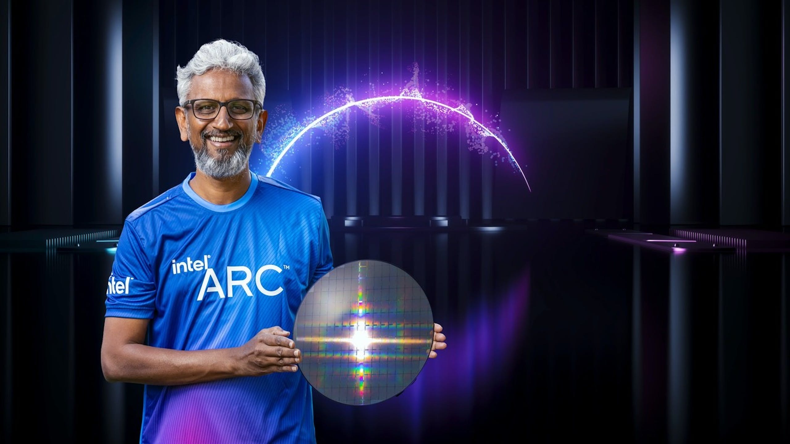 照片中提到了ARC、intel、tel，跟美國難民委員會有關，包含了英特爾arc gpu、拉賈科杜里、英特爾Xe、顯示卡、英特爾弧線