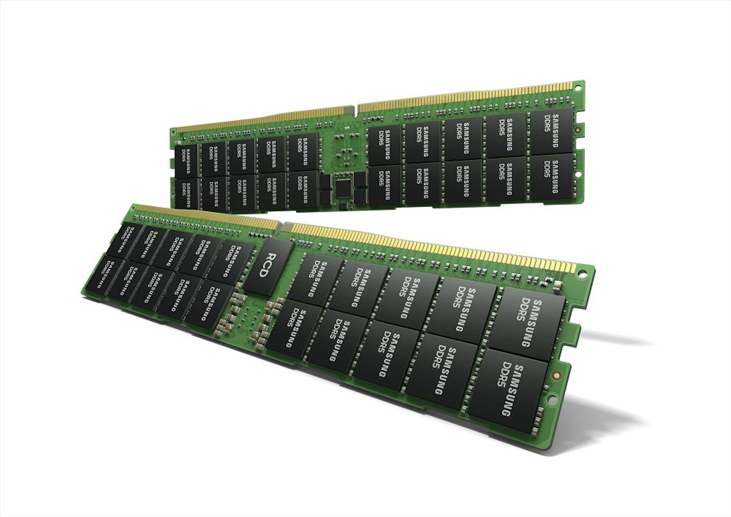 照片中提到了SAMSUNG、DDR5、SAMSUNG，包含了三星DDR5內存、DDR5 SDRAM、內存條、動態隨機存取存儲器、內存