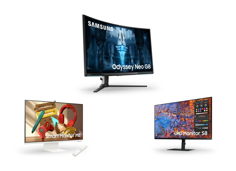 照片中提到了SAMSUNG、Odyssey Neo G8、UHD Monitor S8.，跟三星集團有關，包含了電腦顯示器、電腦顯示器、消費電子展 2022、三星、三星奧德賽 Neo G9