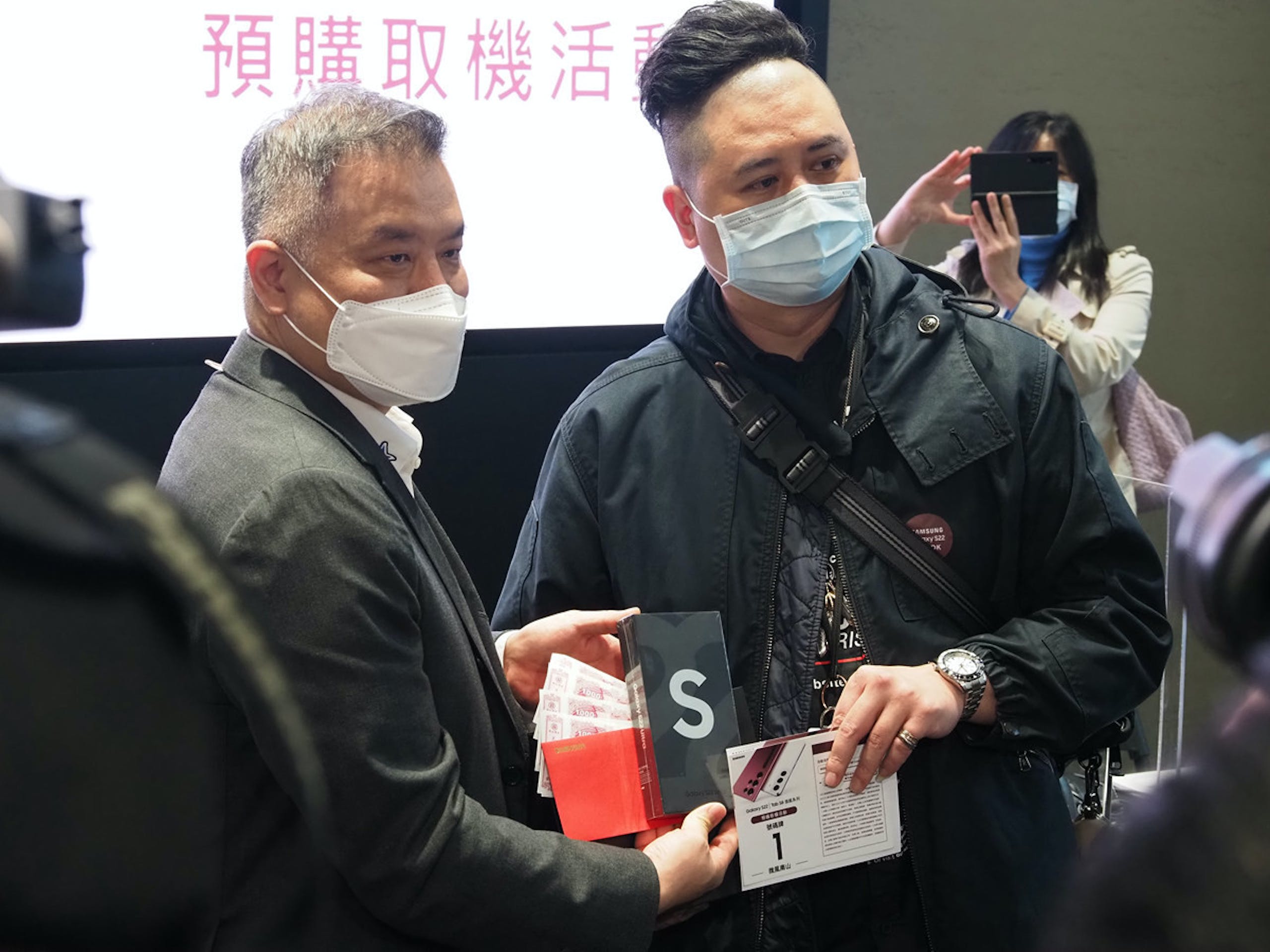 照片中提到了預購取機活、RIS、1，包含了事件、事件、統計