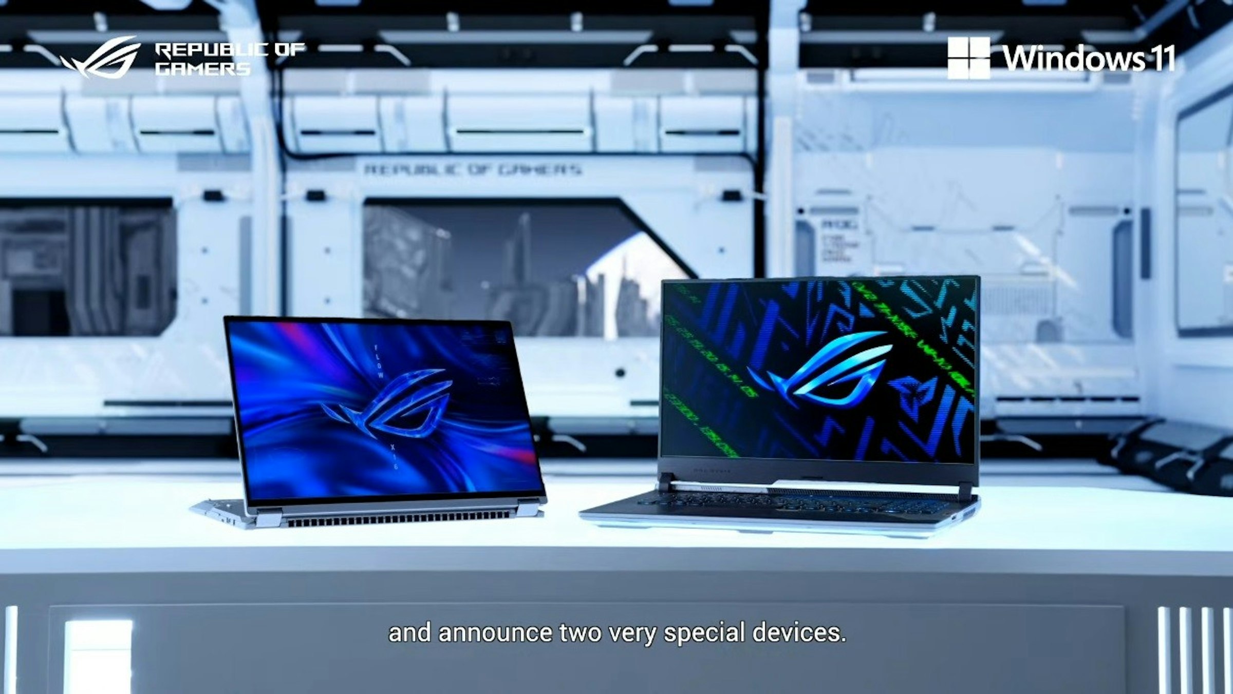 照片中提到了REPUBLIC OF、GAMERS、Windows 11，跟ROG電話、Windows Phone有關，包含了多媒體、電腦硬件、軟件、個人電腦、電腦