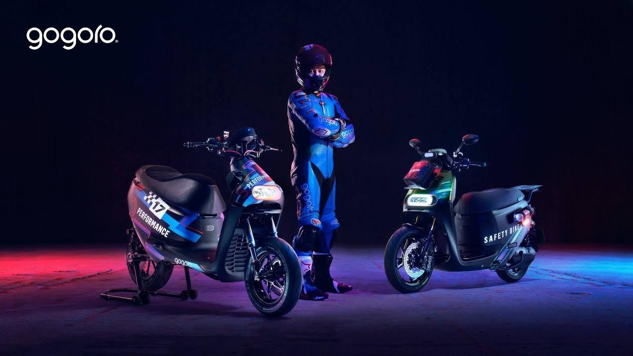 照片中提到了OJO606、PERFOR、*17，跟五郎郎有關，包含了摩托車、摩托車、電單車、特技演員、牆紙