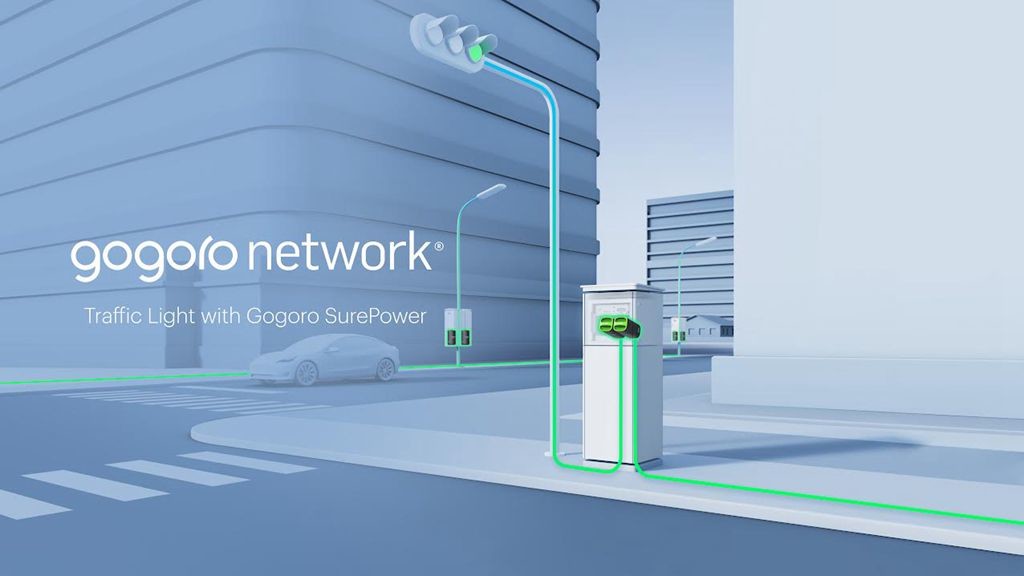 照片中提到了gogoro network、Traffic Light with Gogoro SurePower，包含了玻璃、產品設計、產品、線、設計