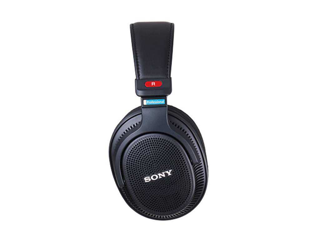 Sony 公布全新開放式專業監聽耳機MDR-MV1 ，由第五代、第六代耳型職人 