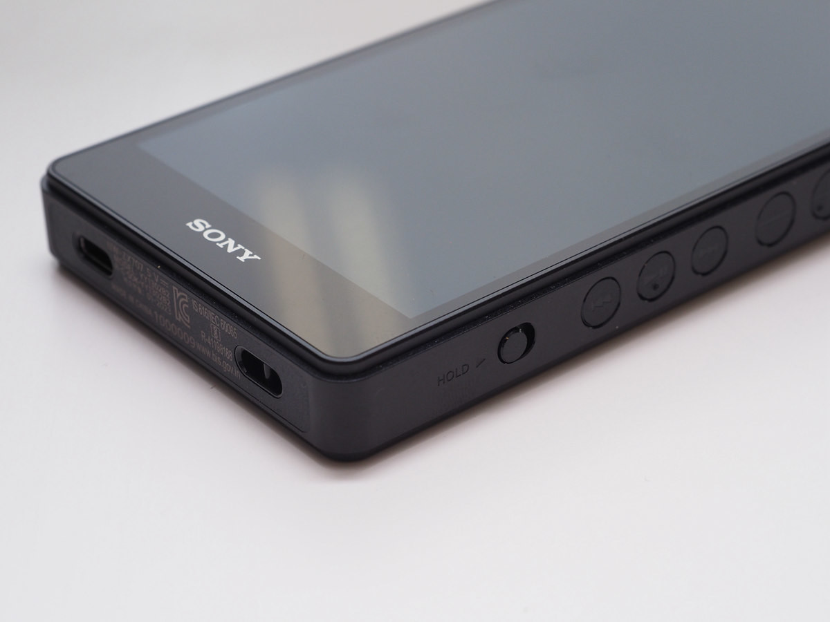 Sony Walkman NW-ZX707 高音質音樂播放機評測，有著黑磚八成實力且外型 