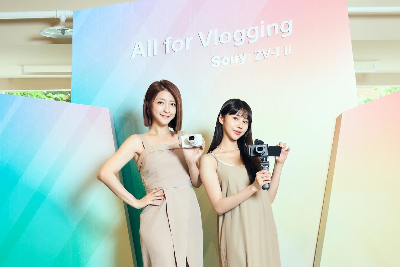 照片中提到了All for Vlogging、Sony ZV-1 IL，包含了美女、婚禮、新娘、袍、時尚
