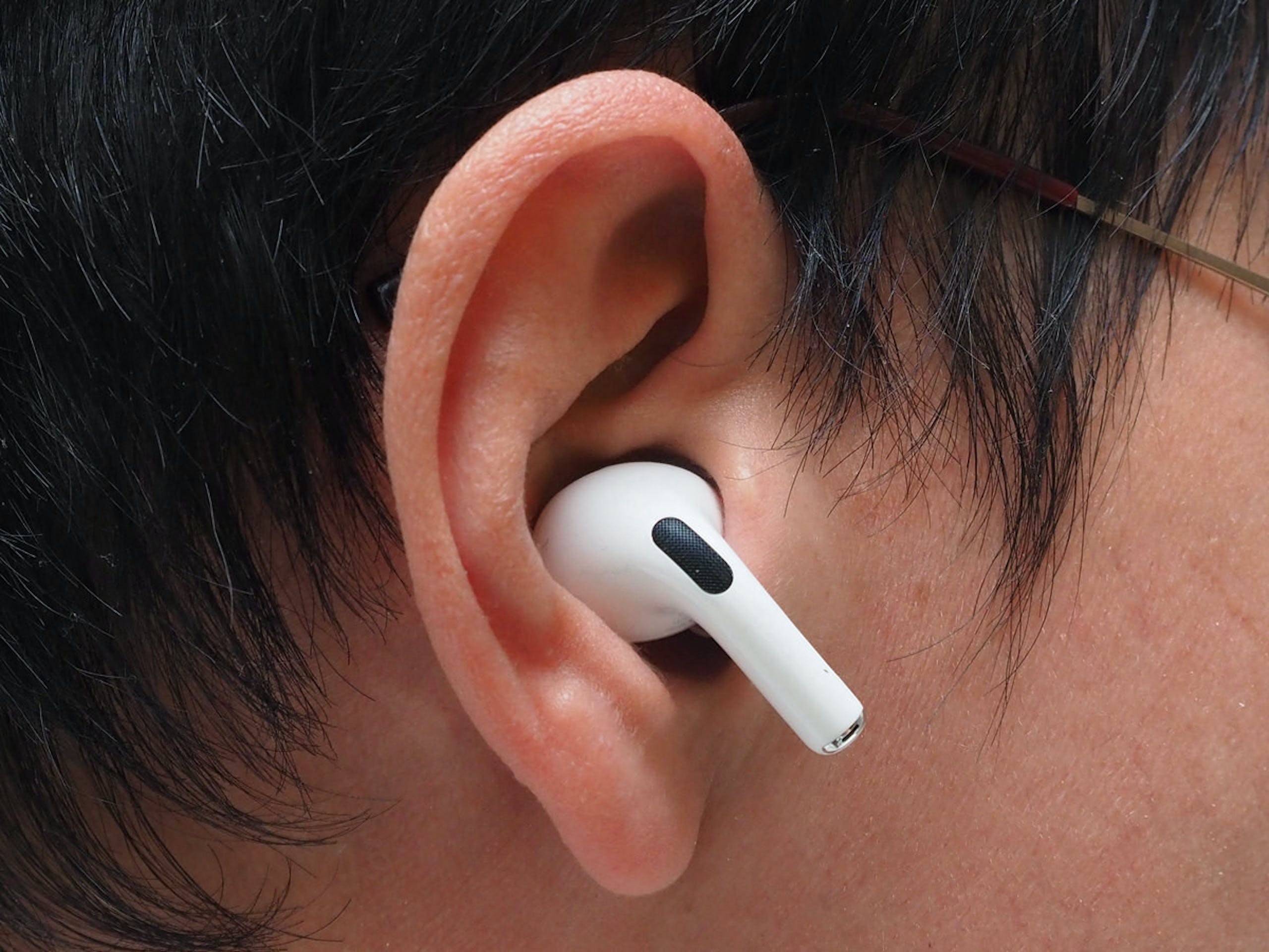 AirPods Pro(第2代)搭配MagSafe充電盒(USB-Type-C)是支援LC3編碼的LE