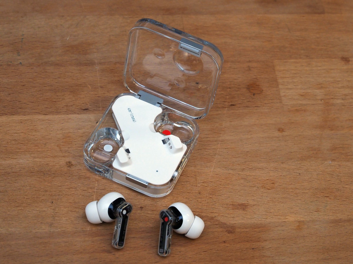 照片中包含了音響器材、產品、產品設計、音響器材、設計