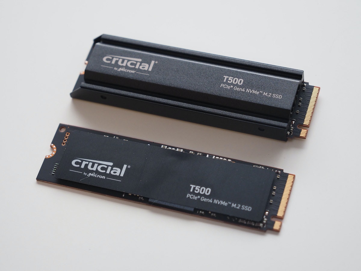 照片中提到了0000、crucial、by Micron-,跟拉迪奧·高查(RádioGaúcha)、拉迪奧·高查(RádioGaúcha)有關,包含了快閃記憶體、快閃記憶體、電腦、資料儲存裝置、電腦硬件