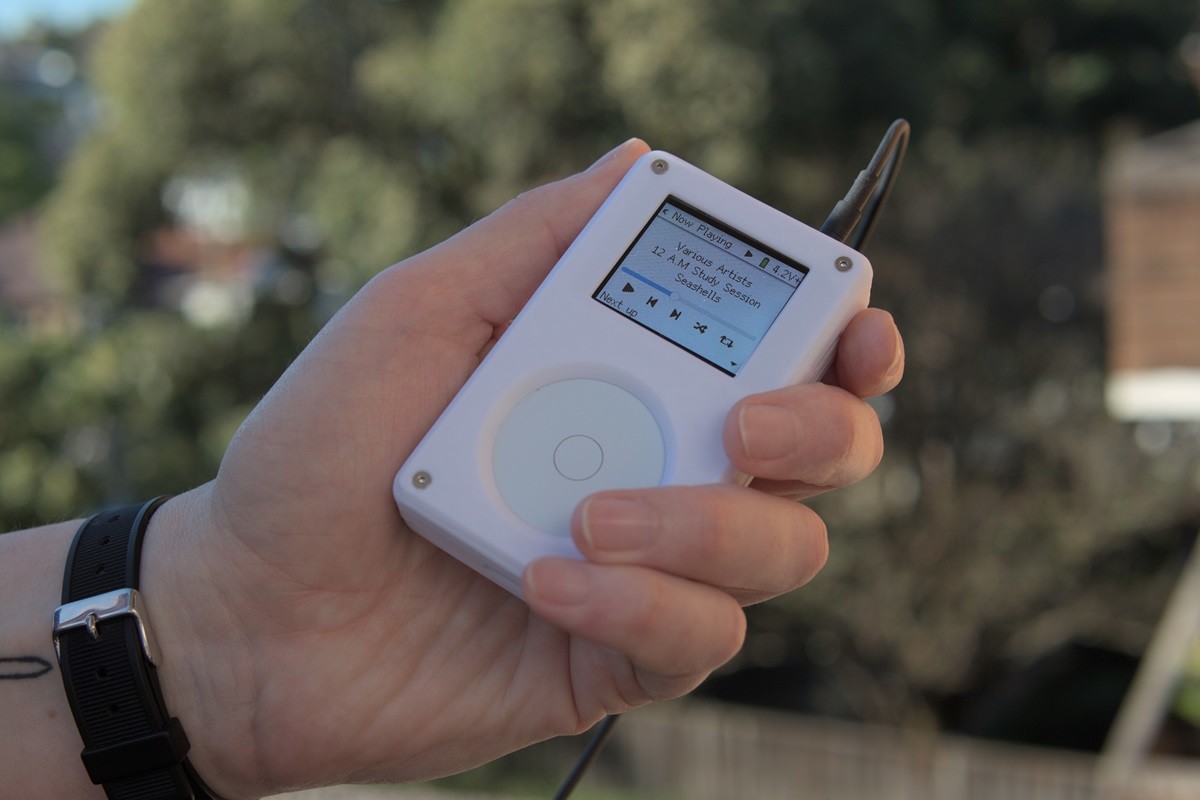 復刻初代iPod的Tangara希望讓音樂愛好者重新感受2000年代最潮的音樂