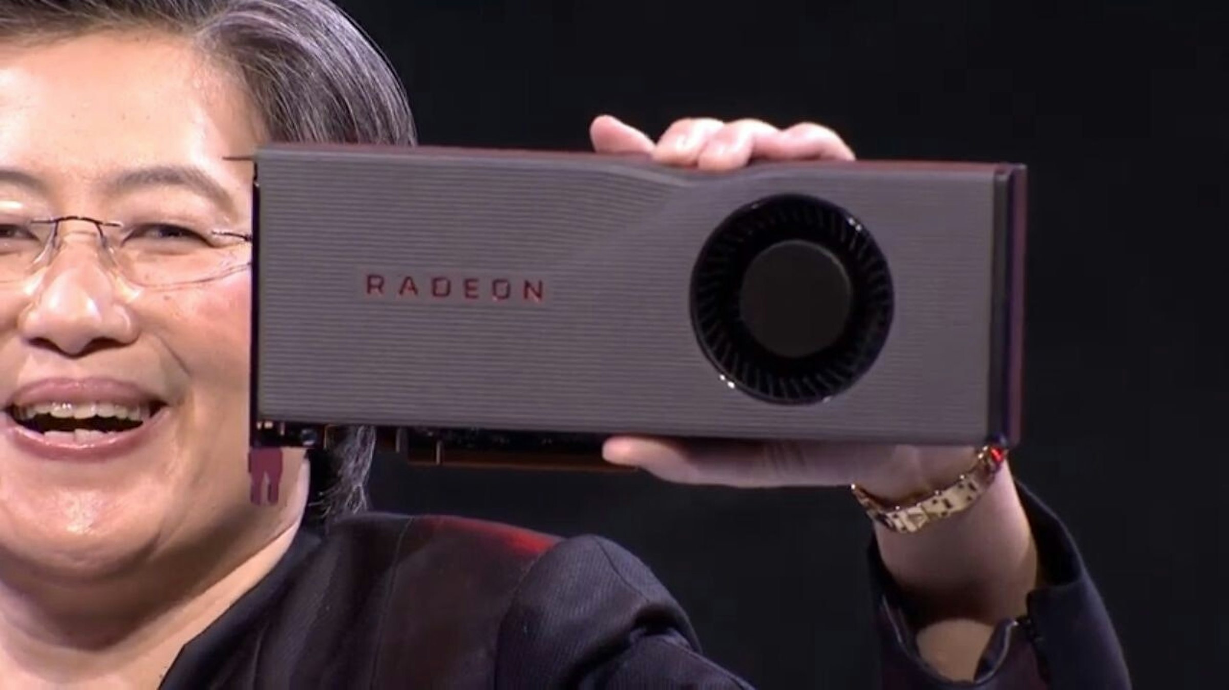 照片中提到了RADEON，跟Advanced Micro Devices公司有關，包含了리사 수 그래픽 카드、顯示卡、AMD公司、AMD Radeon RX系列、AMD公司