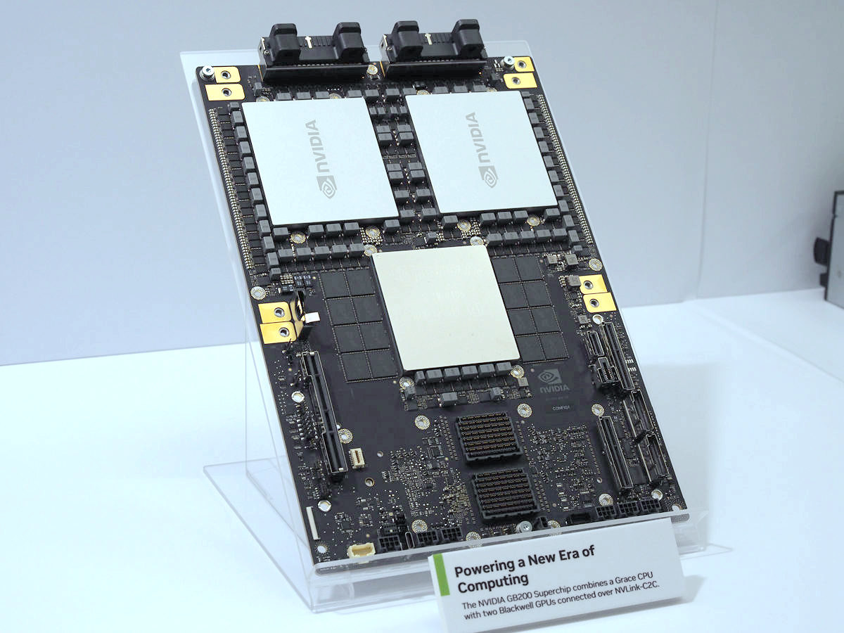 COMPUTEX 2024：NVIDIA展示Blackwell B200與B100加速器參考設計，明顯感受不同TDP設計對散熱器要求的變化 ...