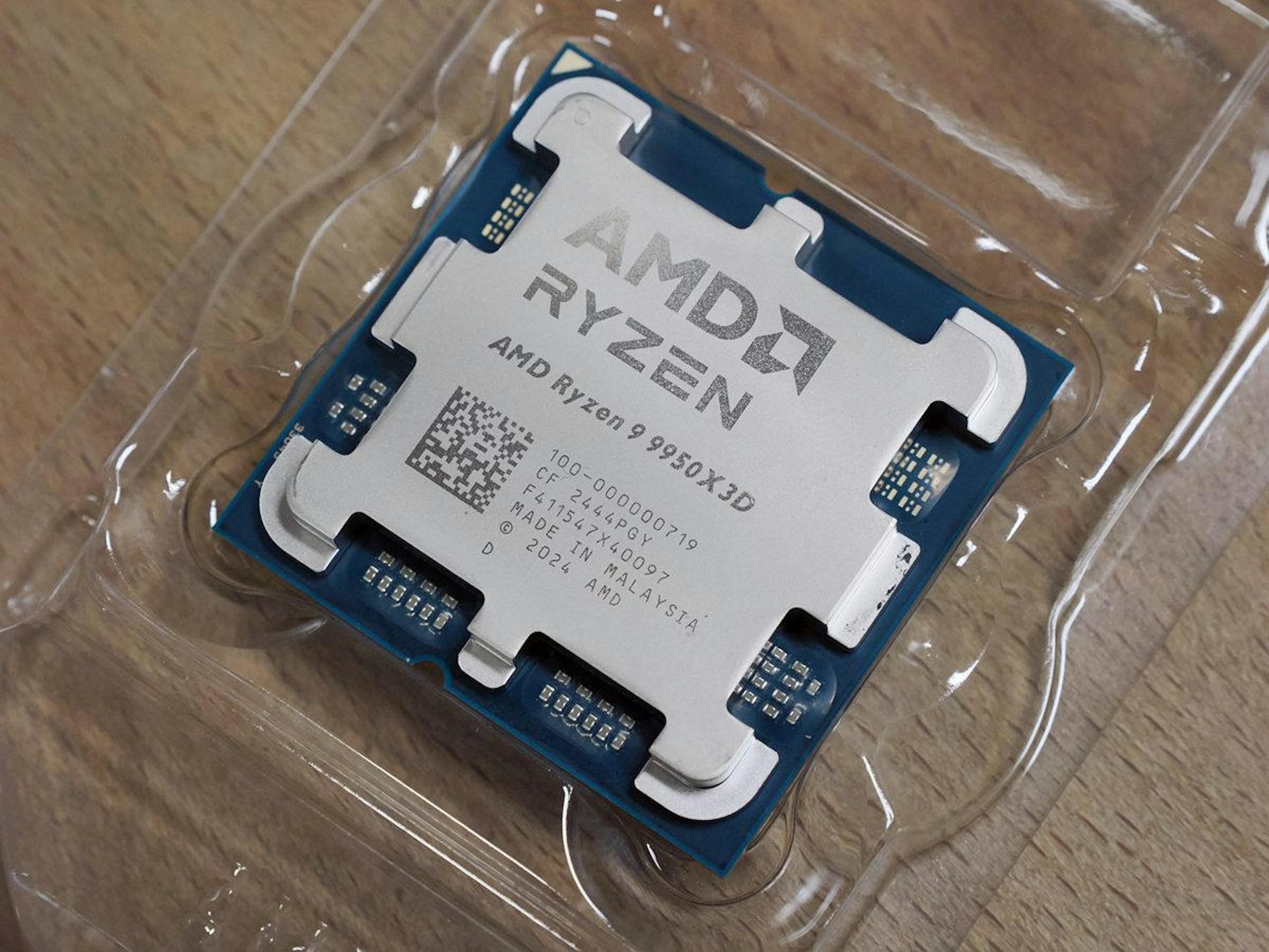 Experience the DeepSeek R1 Distilled Reasoning M AMD Community