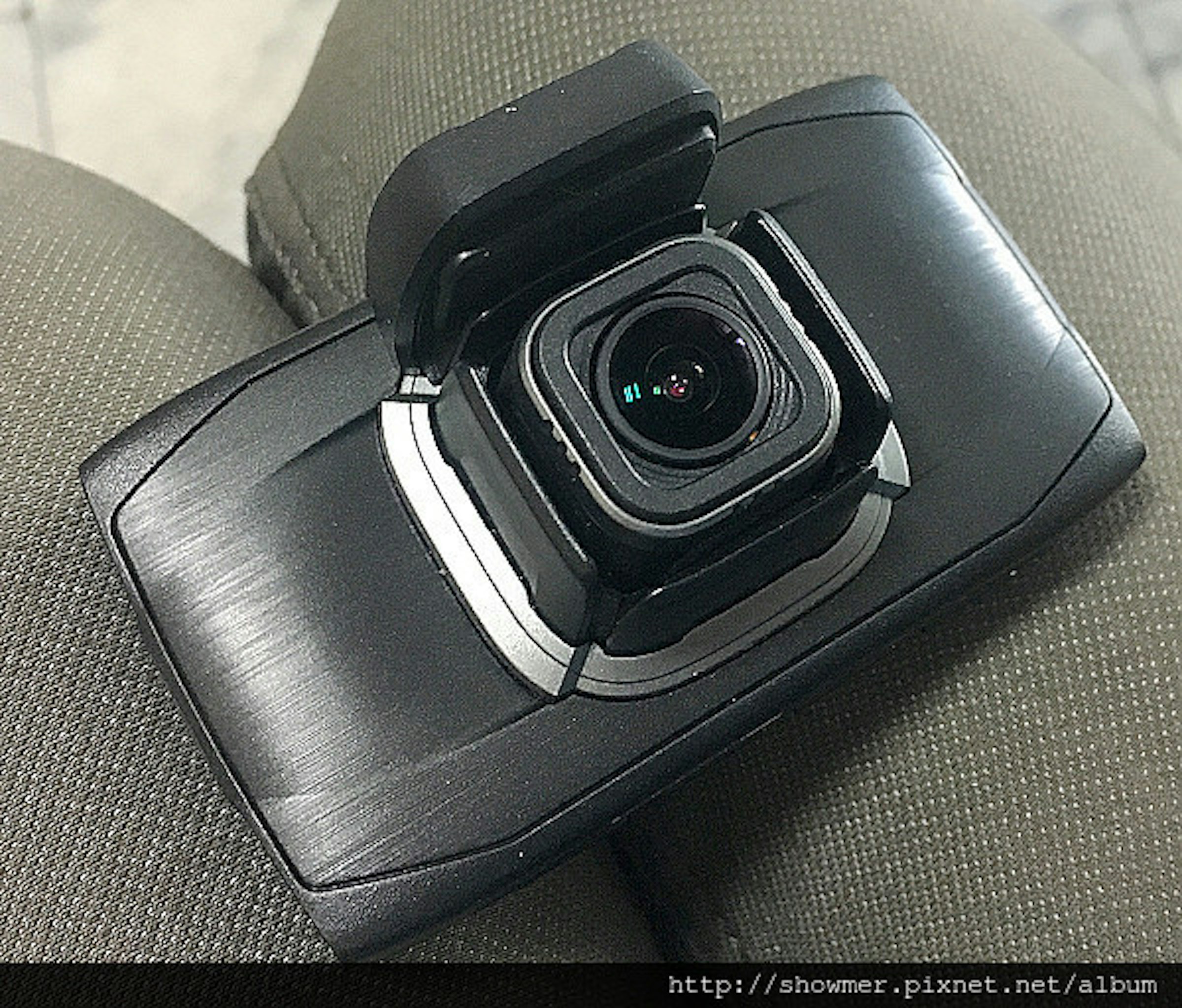是行車紀錄器 PAPAGO GoSafe 51G 上路實測~內建安全預警 支援胎壓偵測這篇文章的首圖