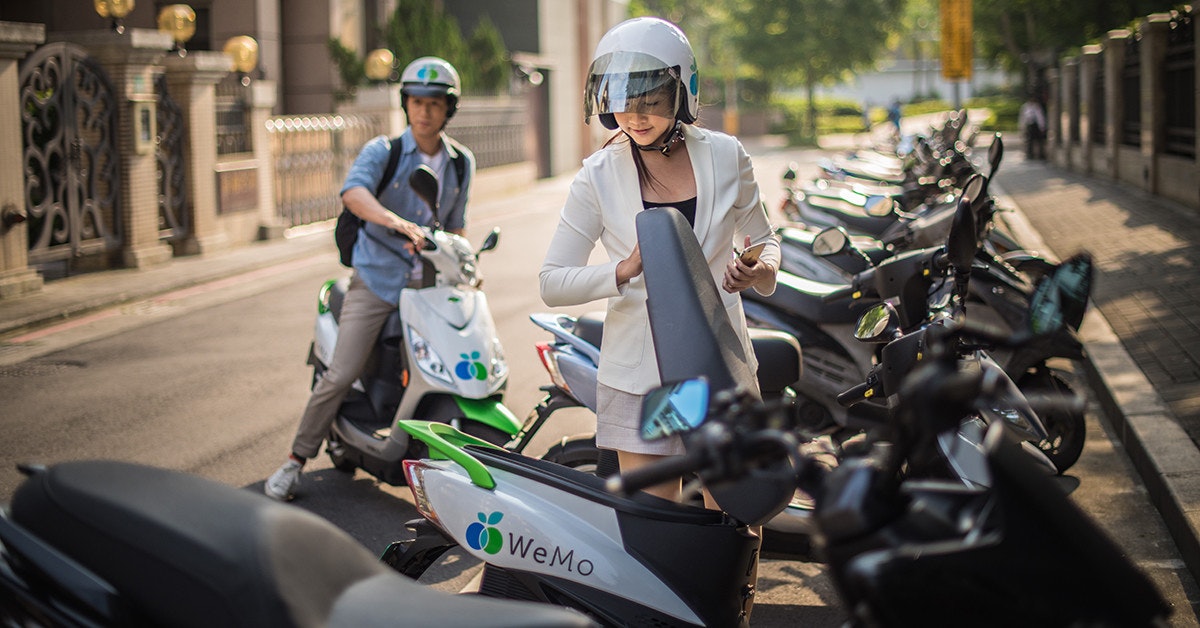 照片中提到了WeMo，跟香港職業教育學院有關，包含了汽車、汽車、WeMo踏板車、巴伐利亞汽車公司、摩托車