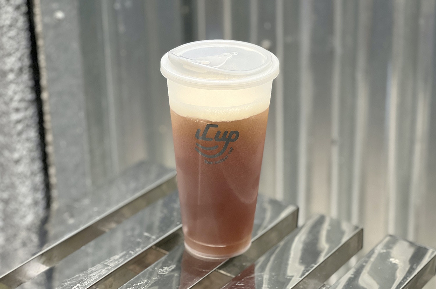 照片中提到了Your be、Ler cup.,包含了喝、雞蛋奶油、奶昔、品脫杯、奶製品