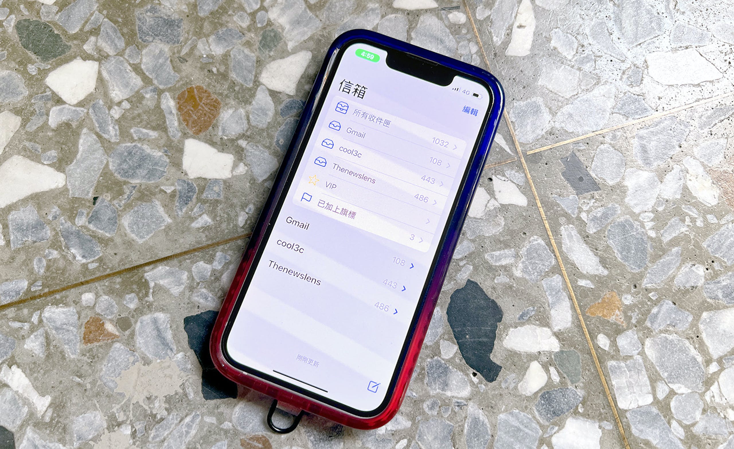 照片中提到了Gmail、cool3c、~,包含了蜂窩網絡、手機、移動電話、蜂窩網絡、產品設計