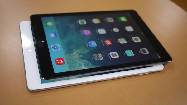 iPad Air 台灣版開箱和iPad Air 白色/黑色兩件比較 (73894) - Cool3c