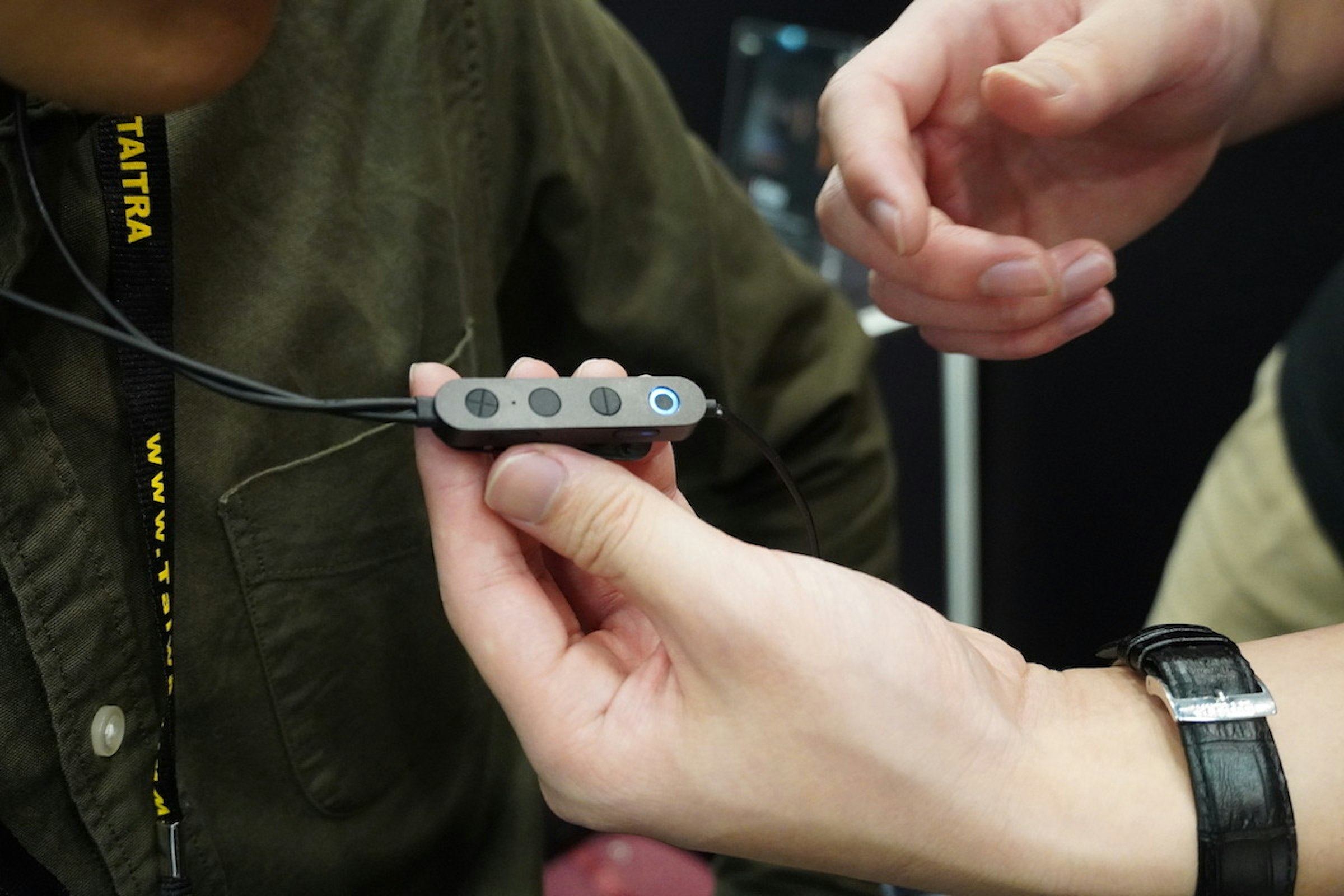 Nail, Audio, Audio signal, nail, Hand, Nail, Finger, Thumb, Wrist