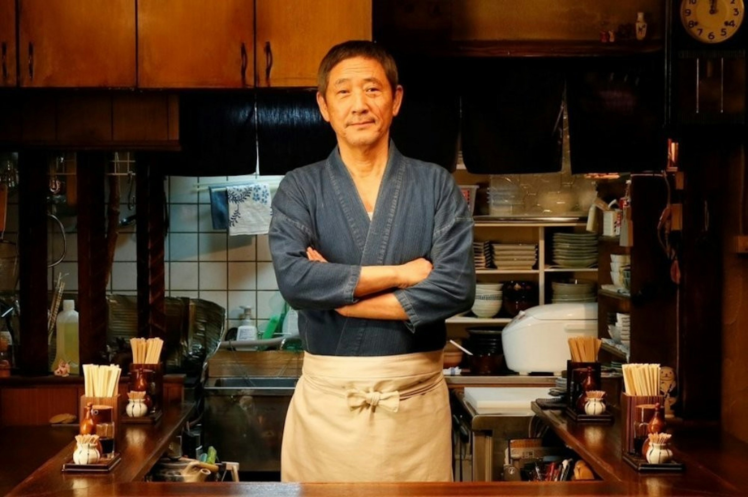 照片中提到了s4、(E，包含了深夜食堂、小林薰、午夜晚餐：東京故事、新屋食堂、日本