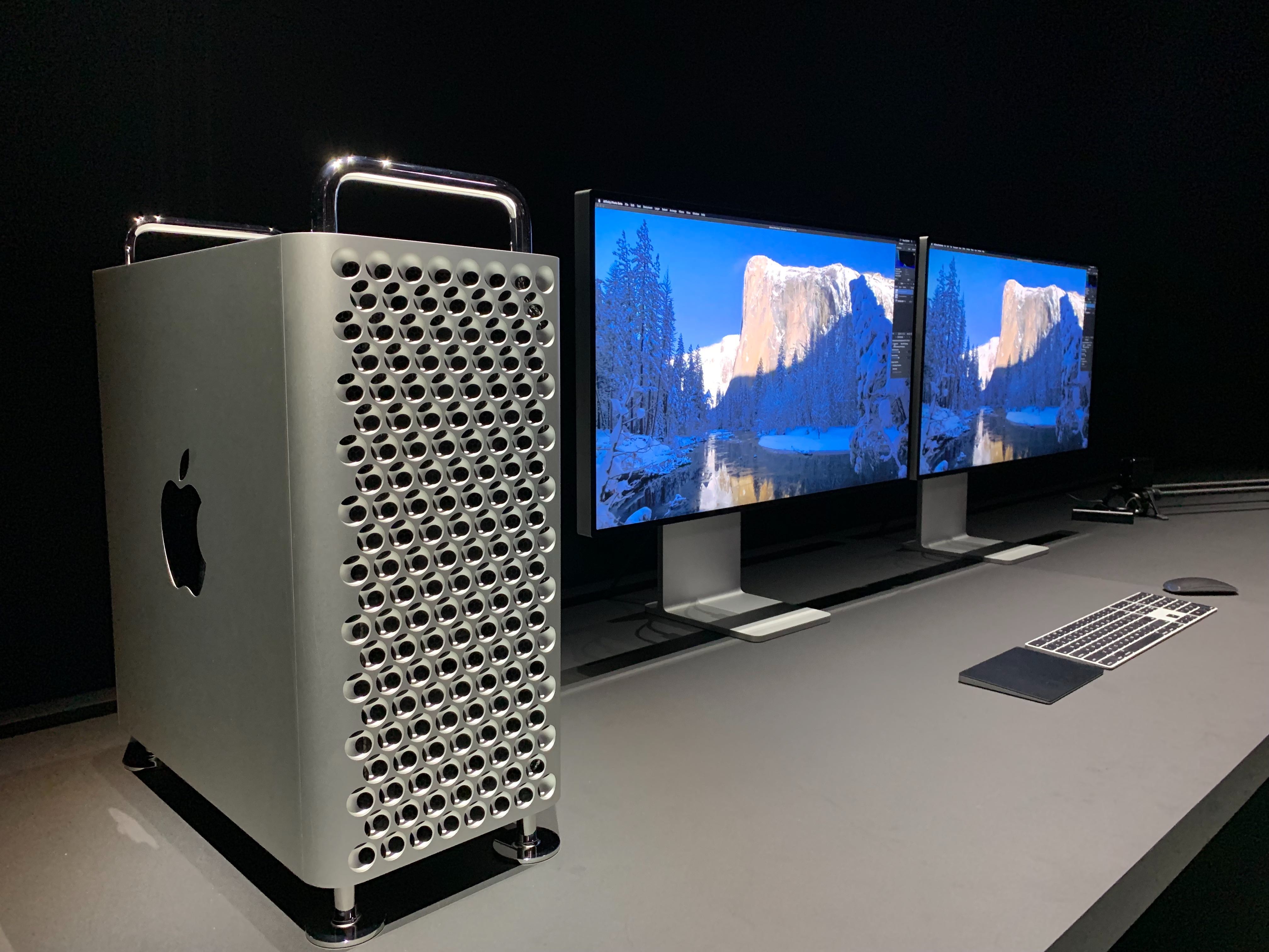 Mac pro. Apple Mac Pro 2020. Компьютер Apple Mac Pro Pro 2019. Mac Pro Pro 2020. Mac Pro 2020 системный блок.