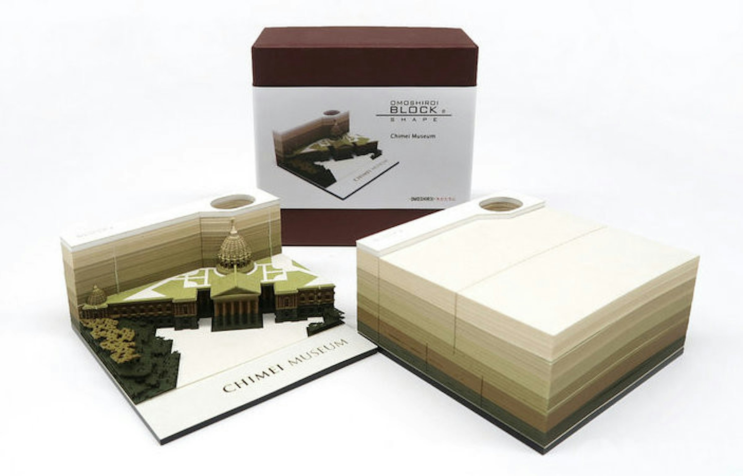 照片中提到了OMOSHIROI、BLOCK.、Chimei Museum，跟英國廣播公司有關，包含了框、奇美博物館、2019–20年中國肺炎暴發、日本、世界衛生組織