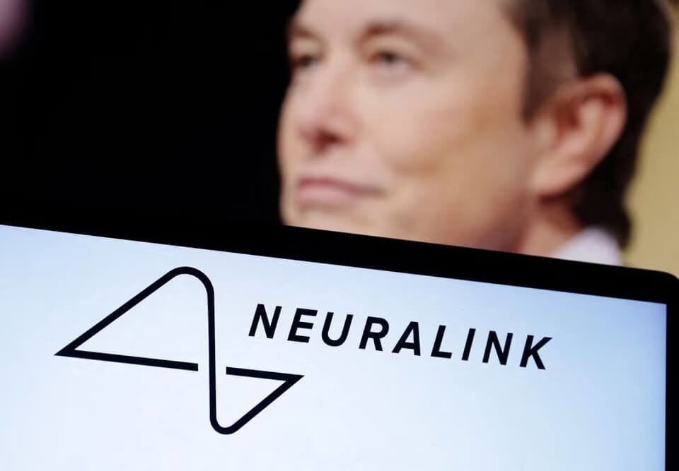 照片中提到了4、NEURALINK,包含了我們正在調查伊隆·馬斯克的神經鏈接、麝香、神經鏈、腦植入、路透社