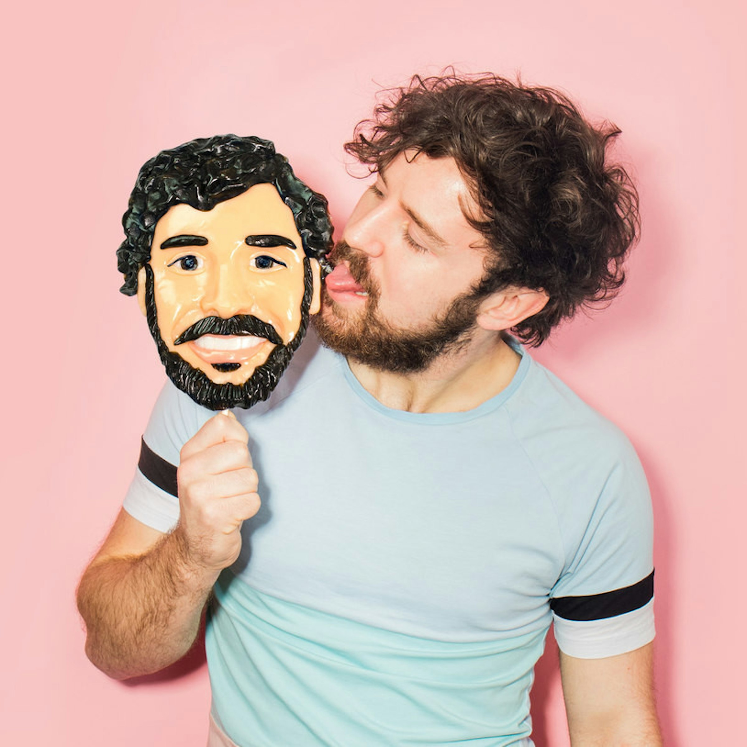 Lollipop, Irish coffee, Face, Mezcal, Candy, Food, , cnBeta.COM, Mouth, Phoenix New Media, Lollipop, hair, facial hair, beard, moustache, mouth, fun, smile