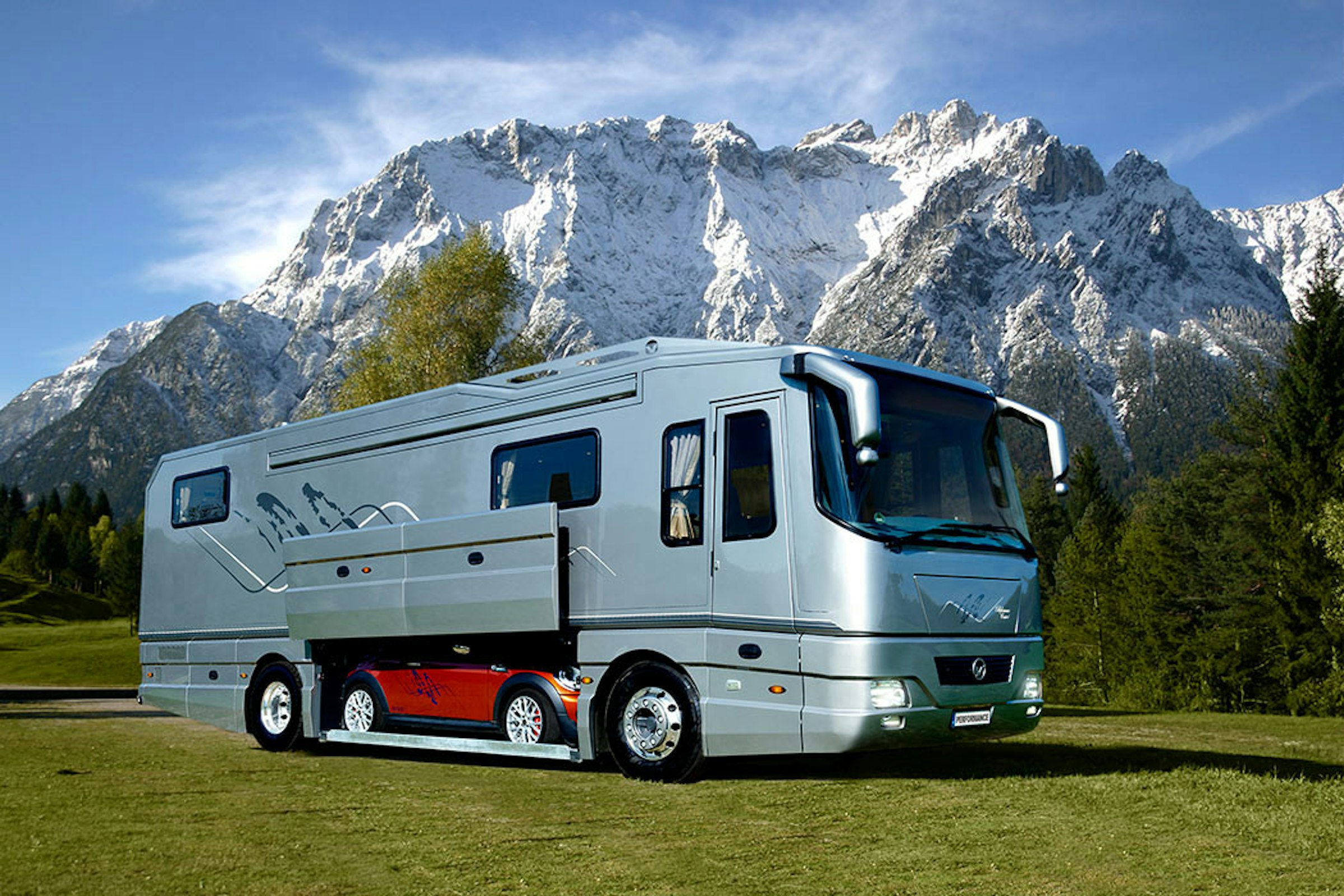 MINI Cooper, Car, Mercedes-Benz, MINI, Campervans, Caravan, Motorhome, Volkner Mobil, , Mercedes-Benz E-Class, motorhome with mini cooper, motor vehicle, transport, recreational vehicle, vehicle, mode of transport, car, mountain range, mountain, automotive design, automotive exterior