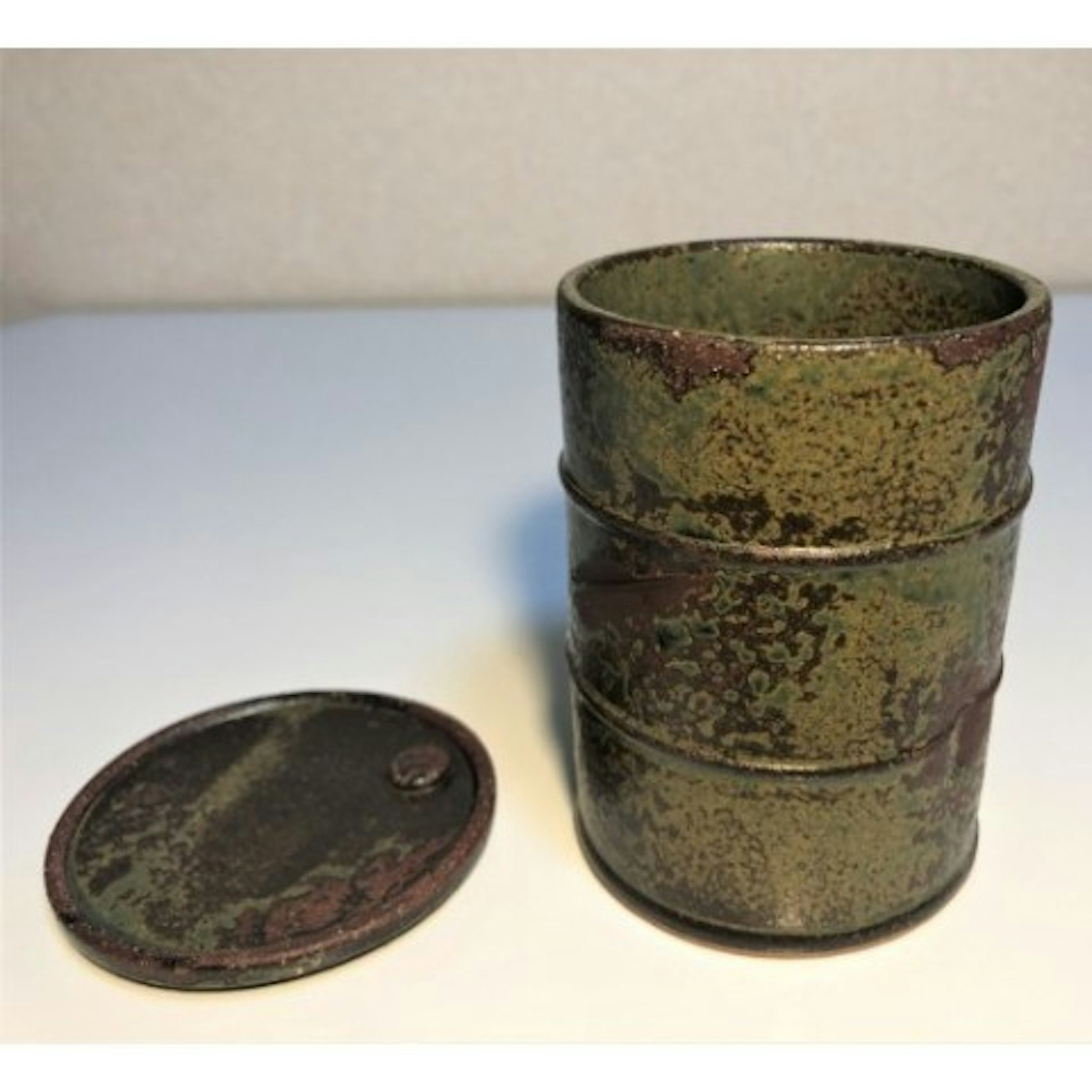 , Village Vanguard, Product, Mail order, Lid, Drum, Manufacturing, Sales, Business, Heavy Machinery, Green, artifact, lid