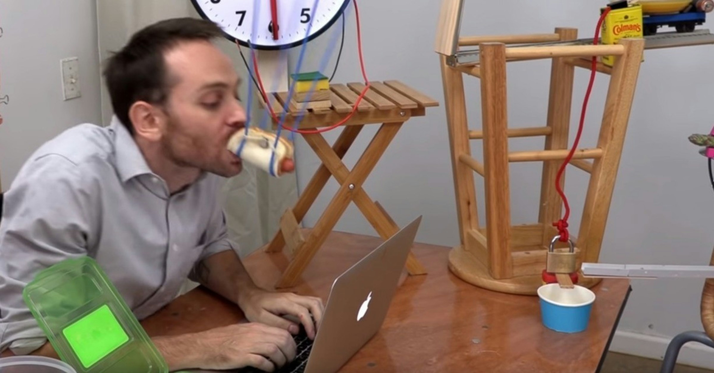 Rube Goldberg, Zihni Sinir, Rube Goldberg machine, /m/083vt, , , San Francisco, Television, CNN, Music, table, furniture, table, wood, flooring, product, floor
