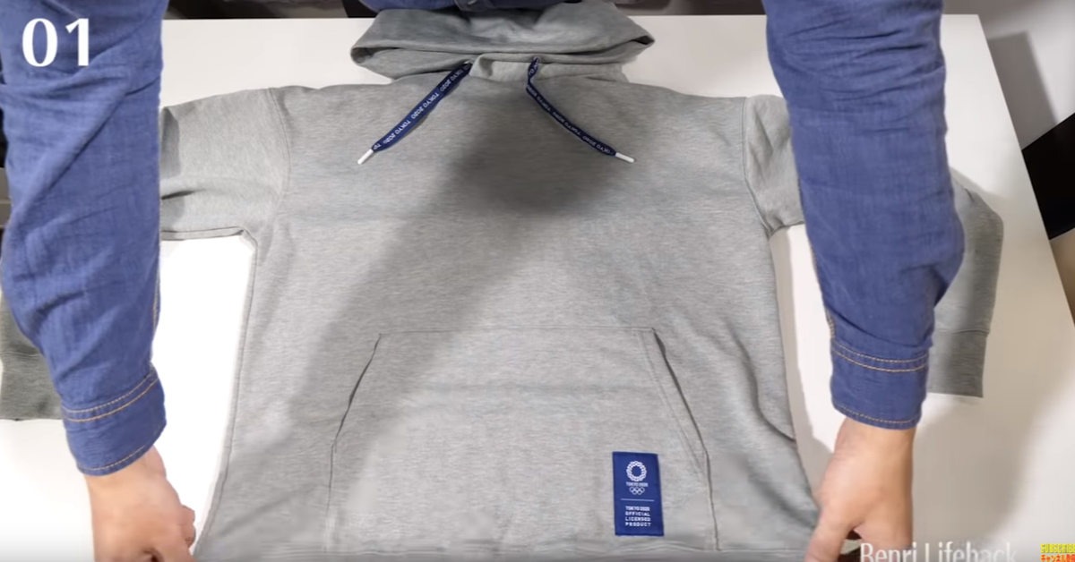 T-shirt, Shoulder, Sleeve, Shirt, Outerwear, Product, t shirt, Clothing, Blue, T-shirt, Sleeve, Outerwear, Hoodie, Hood, Shoulder, Polo shirt, Top