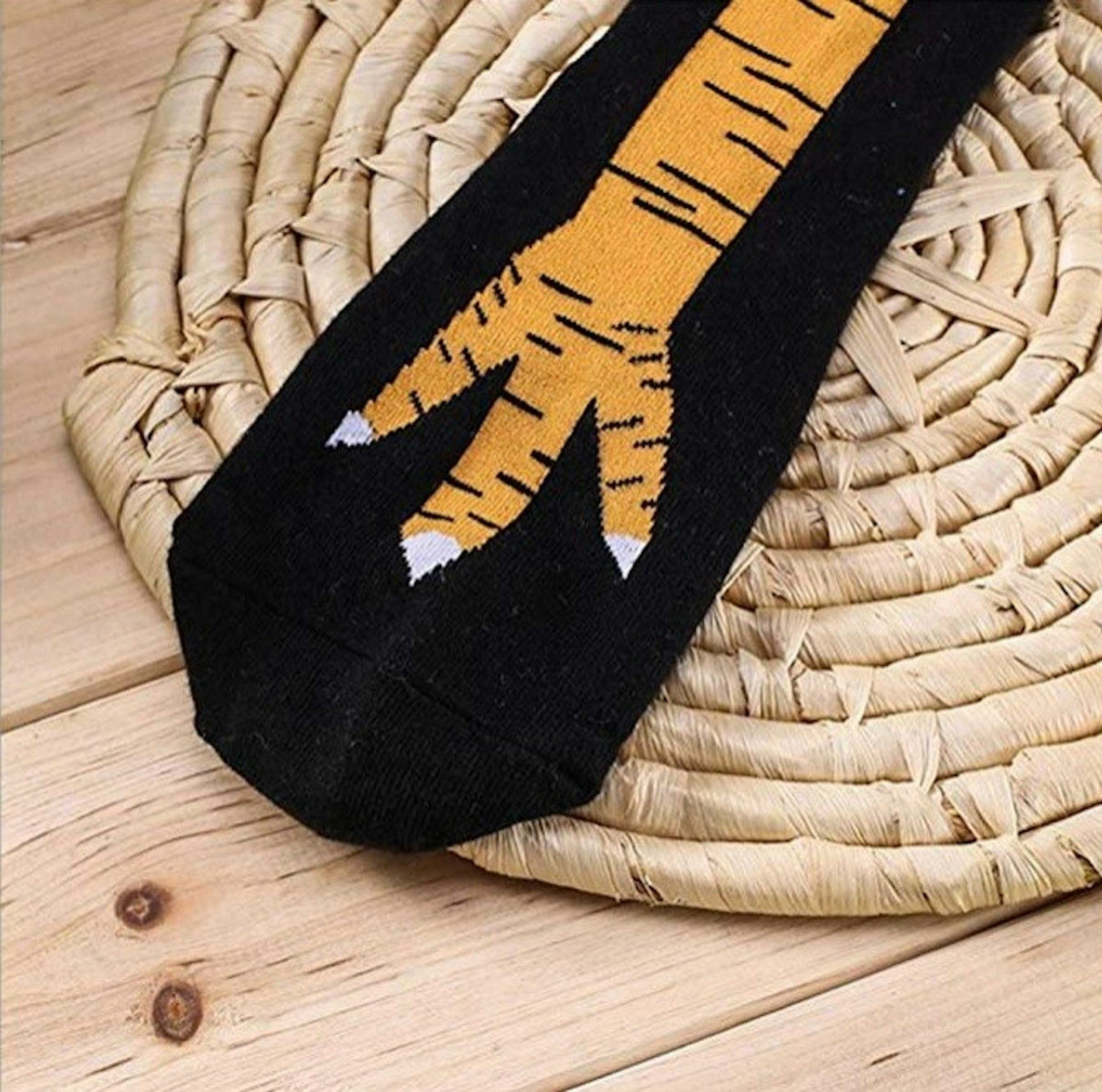Sock, Chicken, Knee highs, Clothing, Crazy Funny Chicken Legs Knee-High Novelty Socks Funny Gifts, Stocking, Hosiery, Moxy socks Girl's chicken Legs knee-high fitness novelty socks, Chicken feet, Leg, calcetines gallina, Footwear, Shoe, Beige, Font, Espadrille, Pattern, Brand, Sneakers