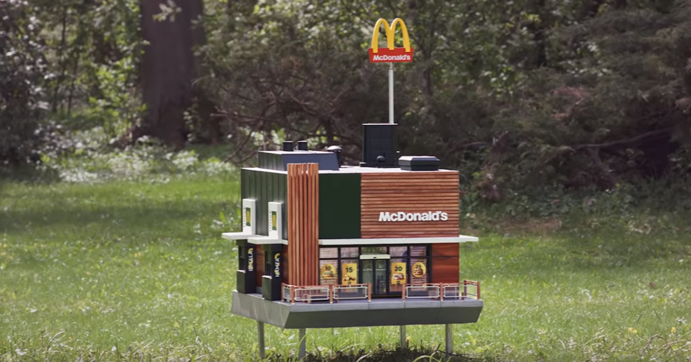 , McDonald's, Fast food, Recreation, Customer, Planet, tree, Transport, Architecture, House, Vehicle