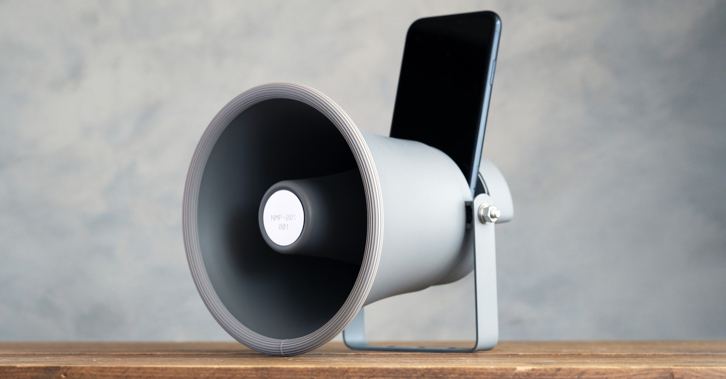 照片中提到了NMP-001、001，包含了音響器材、擴音器、音響器材、ノボル電機、捷波朗電纜