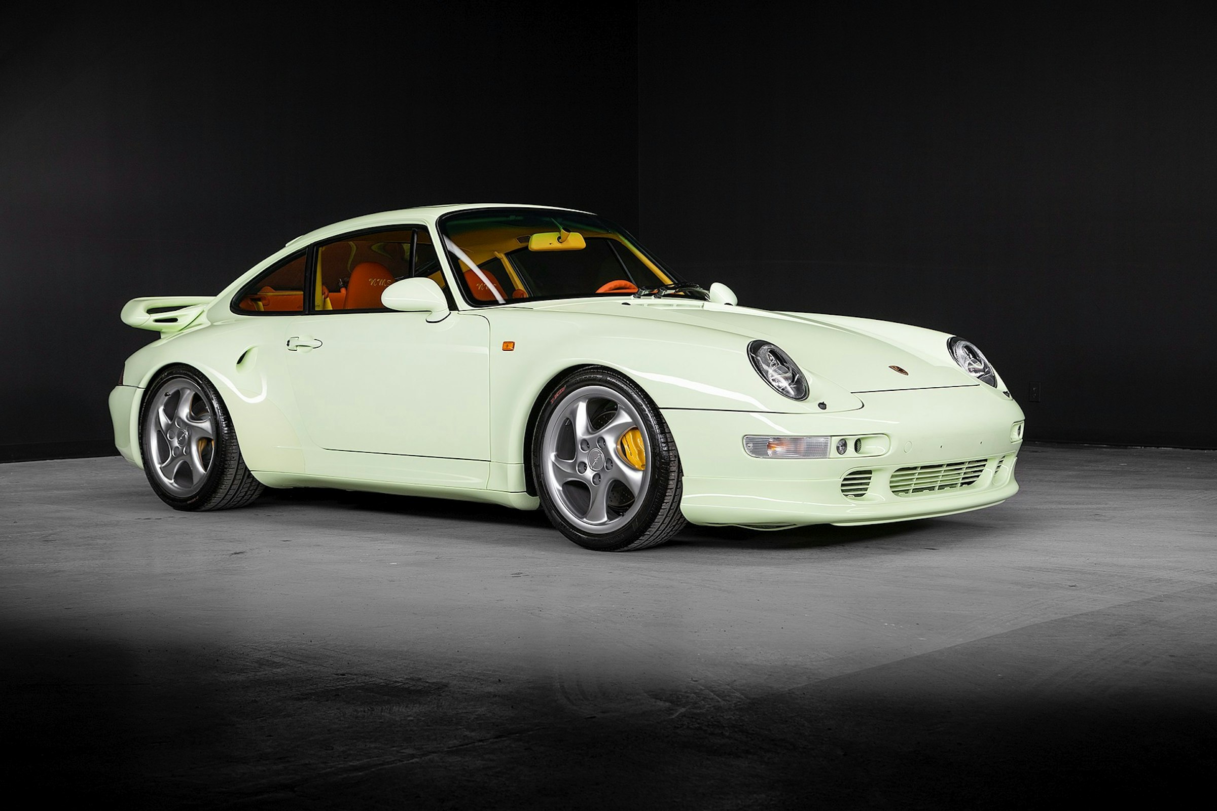 照片中包含了保時捷911 GT2、保時捷911 GT2、魯夫點擊率2、保時捷、保時捷930
