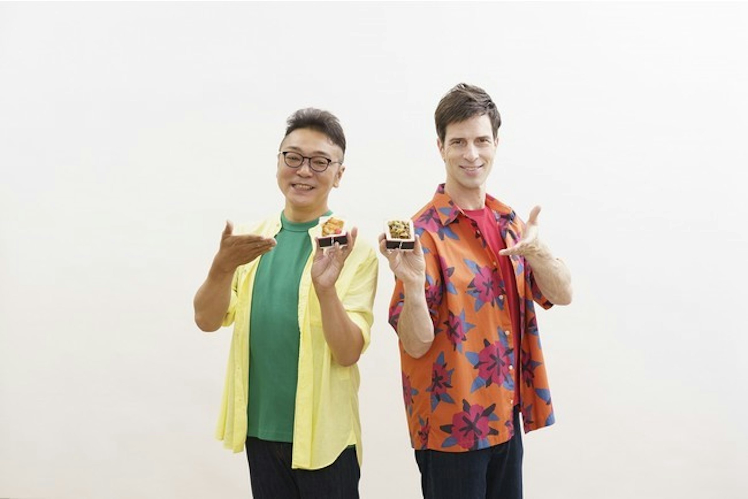 照片中包含了服裝、本托、岡津、㈱自笑亭、飯糰