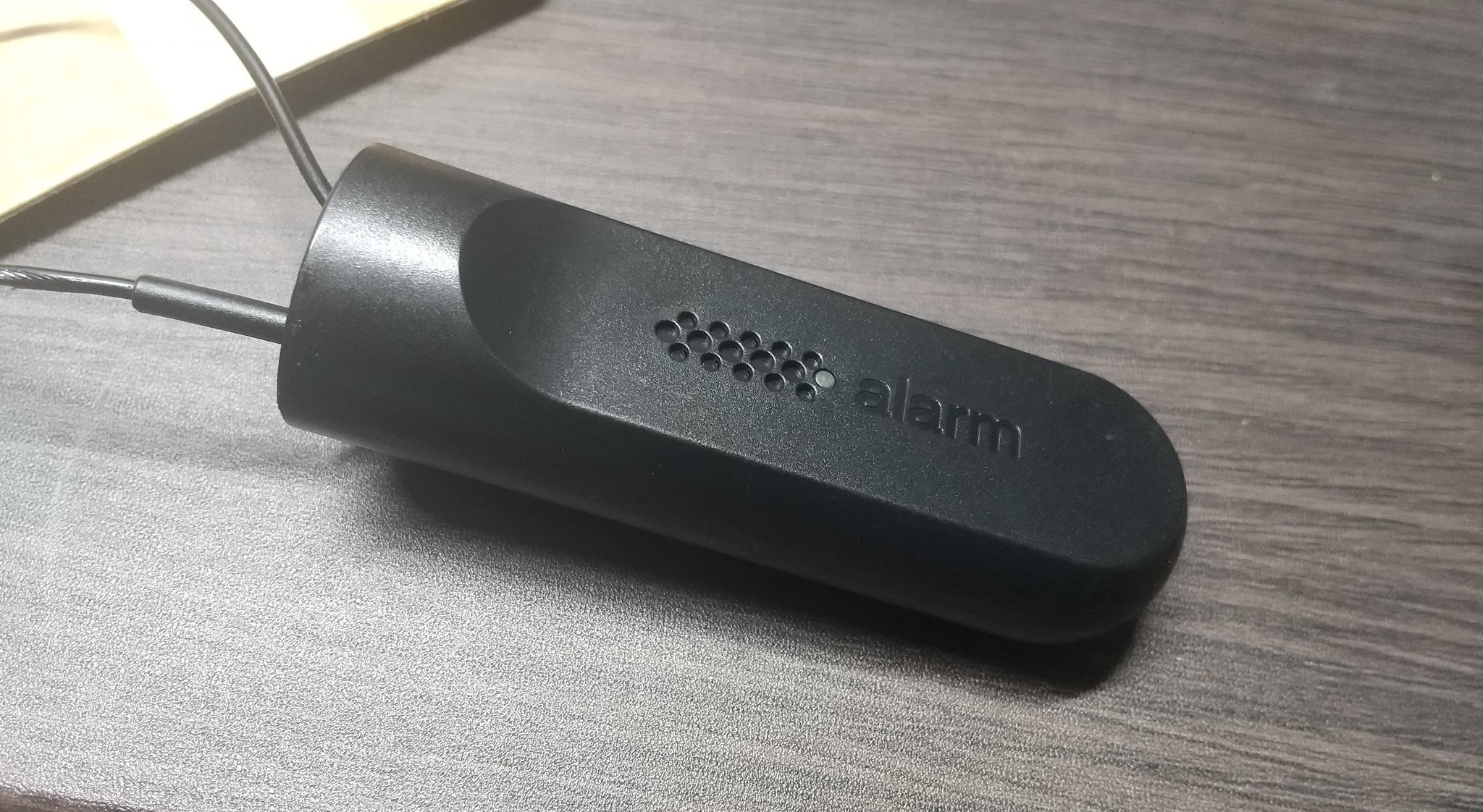 照片中提到了alarm,跟戴爾EMC Isilon有關,包含了硬件、電腦硬件、電腦、電腦編程、程式語言