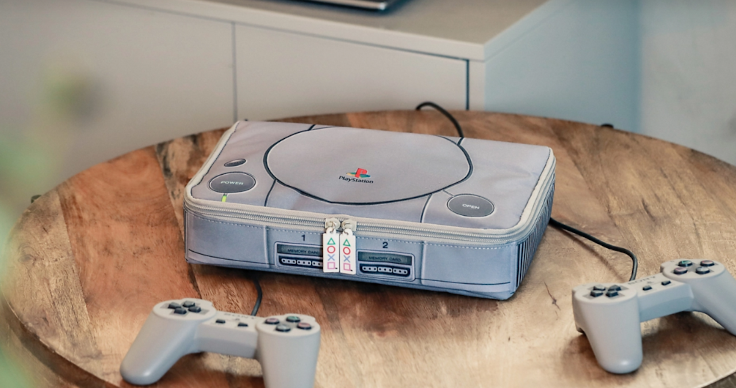 照片中提到了1、-----、DXOD，包含了索尼PlayStation、的PlayStation、的PlayStation 5、Sekiro：陰影兩次死亡、的PlayStation 4