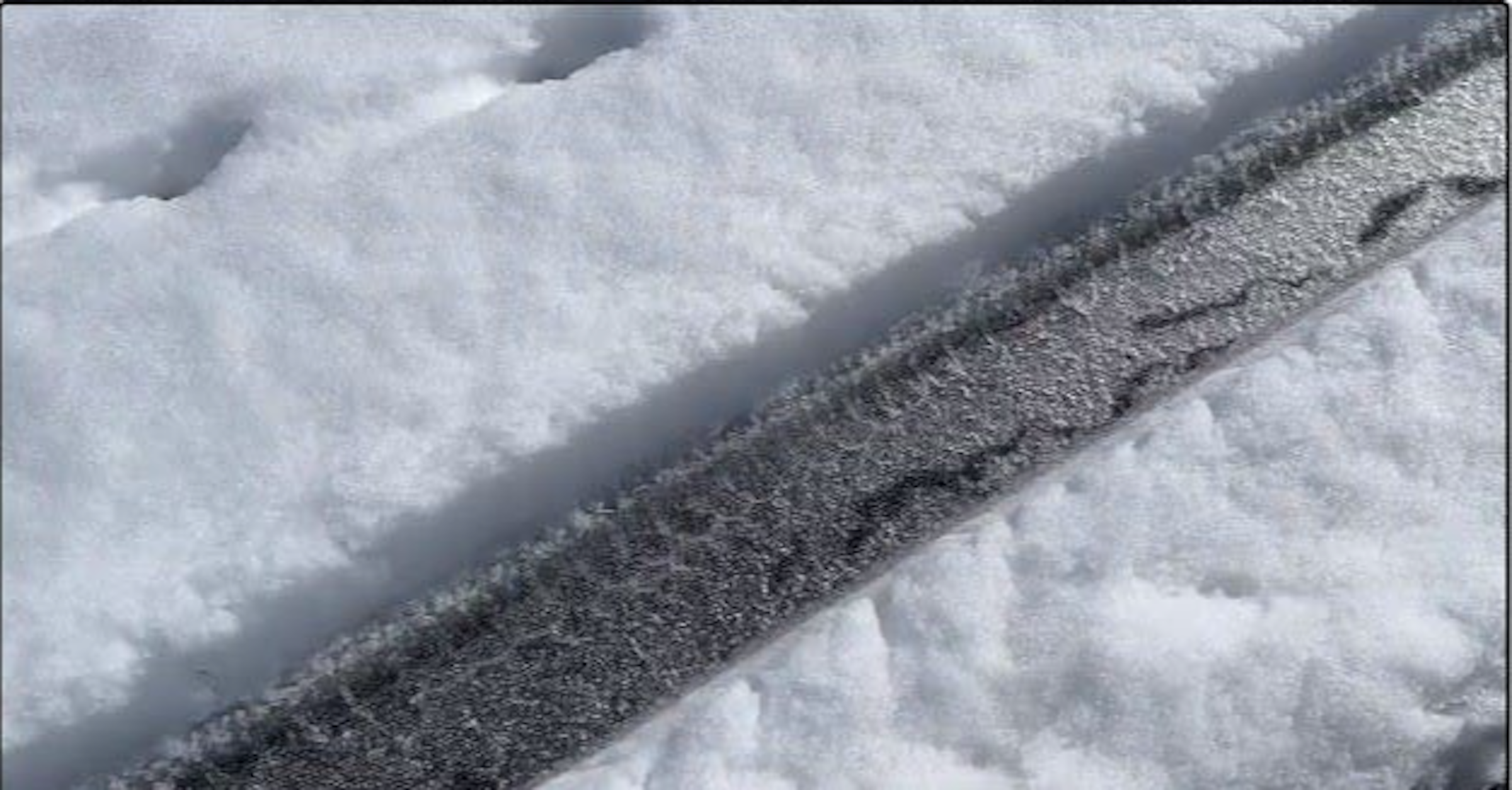照片中包含了雪、新浪微博、新浪公司、微博、嵐