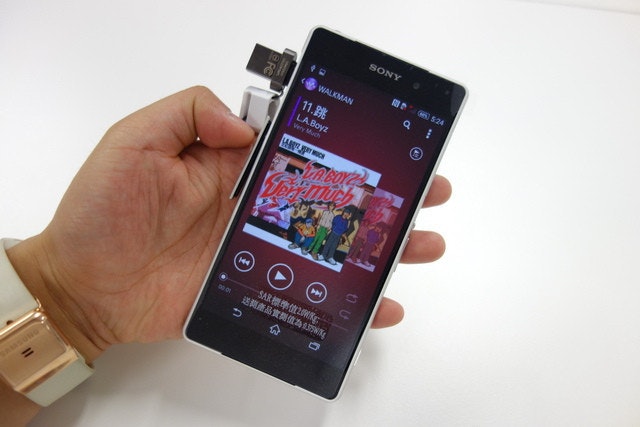 是One Sony-Xperia Z2機皇動手玩&imos保護貼紀實這篇文章的首圖