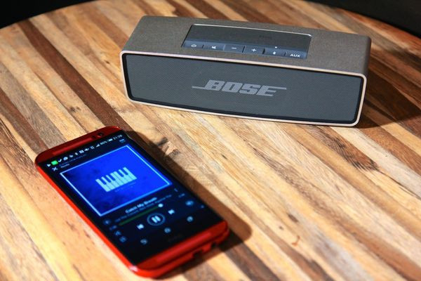 評測」Bose SoundLink Mini，音質、質感超群的藍牙喇叭(v.s. UE Boom