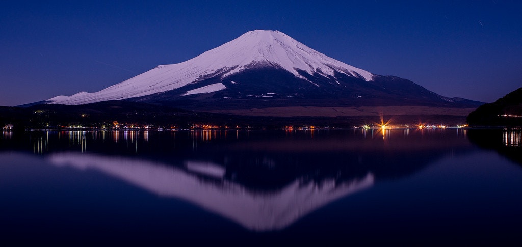 是[攝影小教室] 跟我一起做，你也是修圖大師！（一）富士山倒影之山中湖夜景這篇文章的首圖