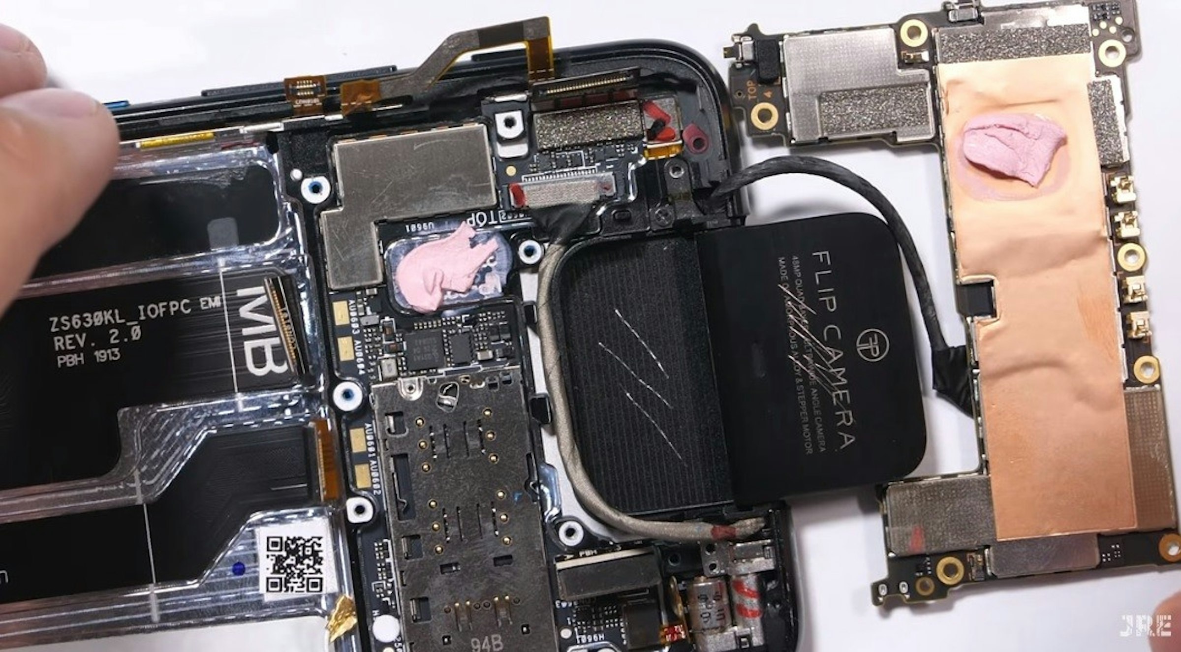 ASUS ZenFone 6 (A601CG), Motherboard, , Asus, ASUS, Design, Camera, Computer, Computer hardware, Central processing unit, computer hardware, Electronics, Technology, Motherboard, Electronic device, Computer component, Gadget, Metal, Computer hardware